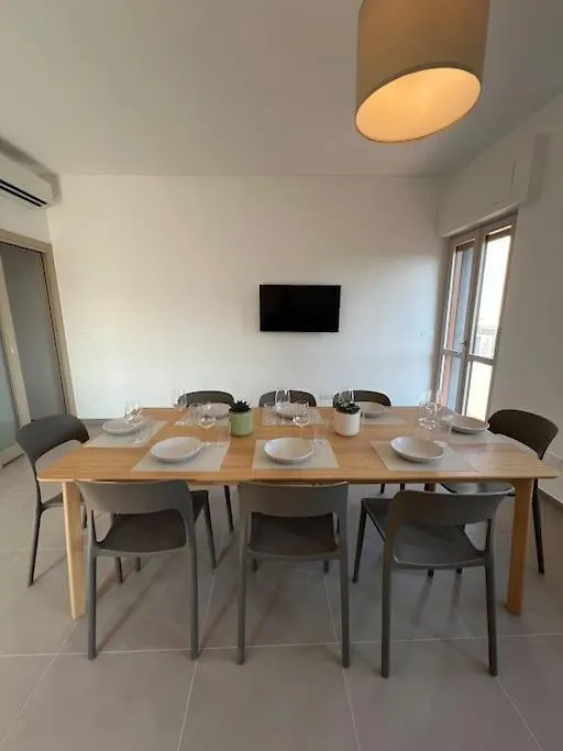 Alloggio A 150M Dal Mare Con Grande Terrazza Cervo Italy