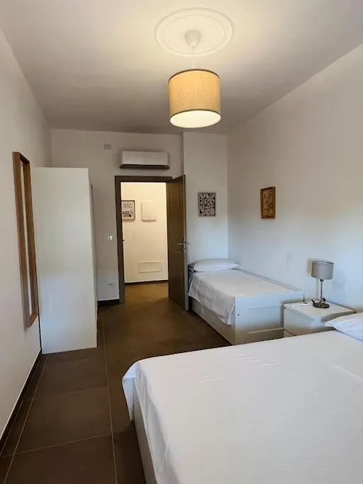 Apartment Alloggio A 150M Dal Mare Con Grande Terrazza Cervo Italy