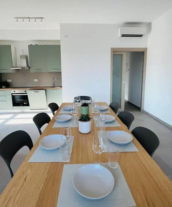 Alloggio A 150M Dal Mare Con Grande Terrazza Cervo 0*,  Italy